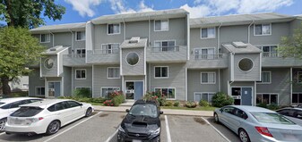 142 North Beacon St, Unit A3 in Boston, MA - Building Photo