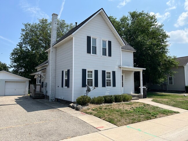 25 N Centennial St, Unit 2