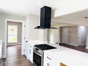 526 Doral Pl in Garland, TX - Building Photo - Building Photo