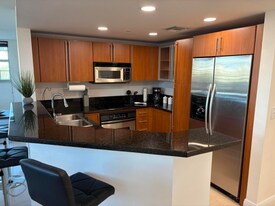 610 Clematis St in West Palm Beach, FL - Building Photo