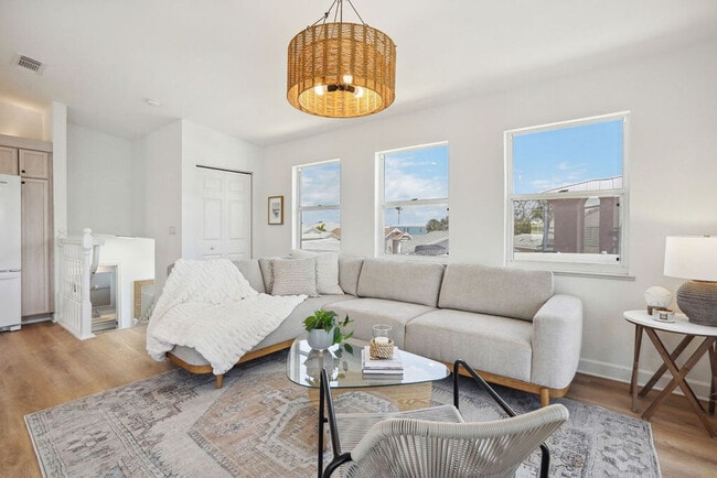 property at 1205 Nettles Blvd