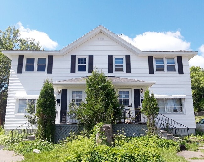 property at 102-104 Morley Pkwy