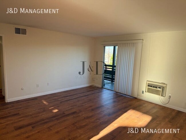 526 S Tulip St in Escondido, CA - Building Photo - Building Photo