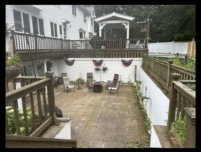 3 Hallick Rd-Unit -2 in Plymouth, MA - Foto de edificio - Building Photo