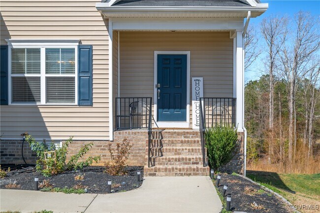 11354 Elokomin Ave, Unit 122 in Chester, VA - Building Photo - Building Photo