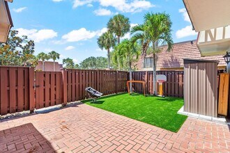 3571 SW Sunset Trace Cir in Palm City, FL - Building Photo - Building Photo