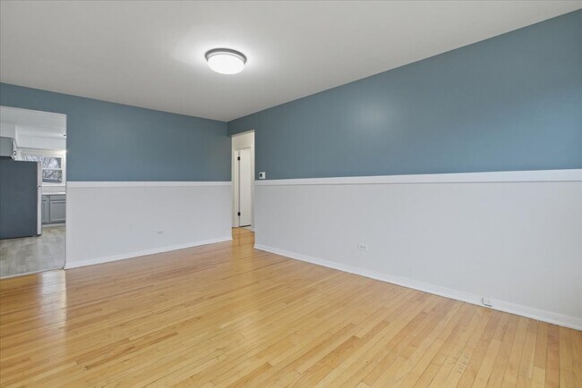 8921 S Cottage Grove Ave in Chicago, IL - Building Photo - Building Photo