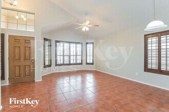 616 S Rincon Rising Rd in Tucson, AZ - Building Photo - Building Photo