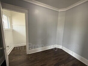 2155 N 32nd St in Milwaukee, WI - Building Photo - Building Photo