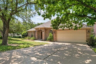11701 Sterling Panorama Terrace in Austin, TX - Foto de edificio - Building Photo