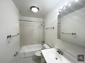 EAST 36 STREET, Unit 11D in New York, NY - Foto de edificio - Building Photo