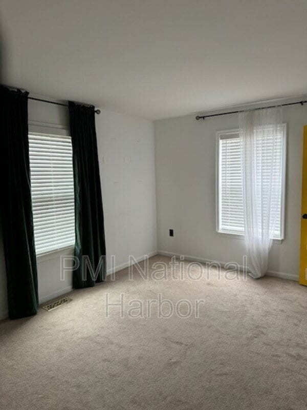 10713 Wembrough Pl in Rosaryville, MD - Building Photo - Building Photo