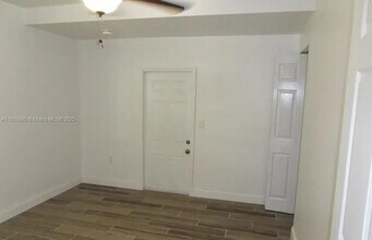 5348 NE 20th Ave in Pompano Beach, FL - Building Photo - Building Photo