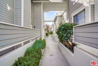 1097 Blanche St-Unit -127 in Pasadena, CA - Building Photo - Building Photo