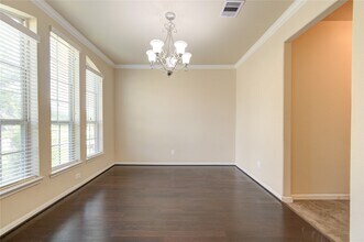 15727 Whisper Woods Dr in Cypress, TX - Building Photo - Building Photo