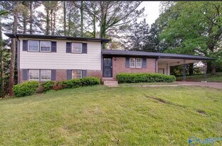 4701 Raton Blvd NW in Huntsville, AL - Building Photo