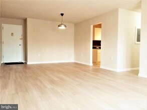 3805 Swann Rd in Camp Springs, MD - Building Photo - Building Photo