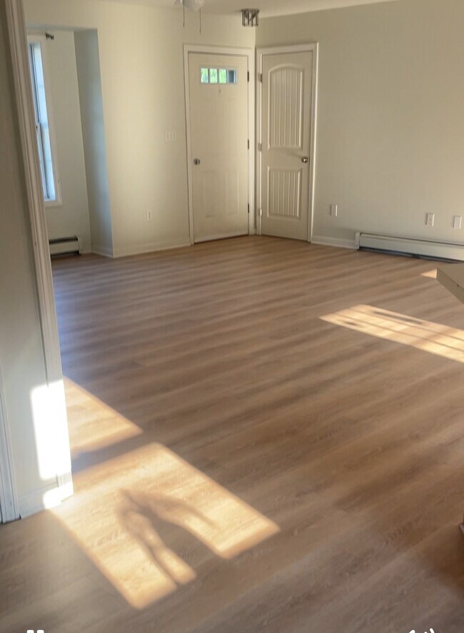 57 Wilson Dr, Unit Unit A in Westbrook, ME - Building Photo - Building Photo