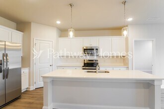 342 Emerald Blvd in Lebanon, TN - Building Photo - Building Photo