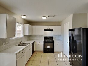 12844 Edgewood Park Dr in Houston, TX - Building Photo - Building Photo