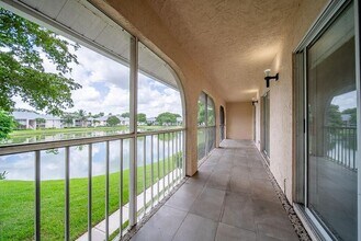13810 Oneida Dr, Unit C2 in Delray Beach, FL - Building Photo - Building Photo