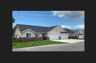 350 E 125 N in Morgan, UT - Building Photo