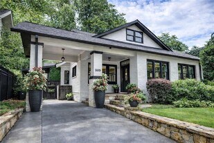 389 6th St NE in Atlanta, GA - Building Photo