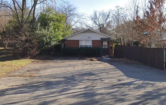 property at 213 W Wall St