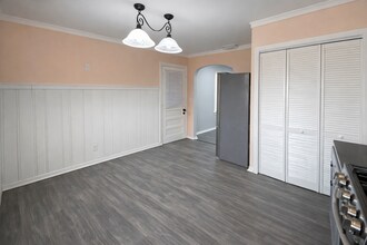 1711 Kurz Way in Louisville, KY - Building Photo - Building Photo