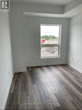 317-430 ESSA Dr in Barrie, ON - Building Photo - Building Photo