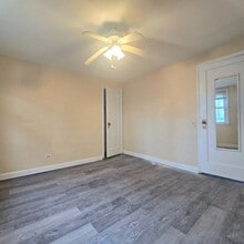 592 Sherman Ave in Roselle, NJ - Building Photo - Building Photo