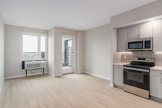 The 183 in Jamaica, NY - Foto de edificio - Interior Photo
