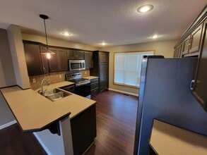 2208 Thistle Cir in Kearney, MO - Building Photo - Building Photo