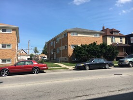 2311 Saint Charles Rd Apartments