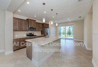 6333 Dry Tortugas Dr in Sarasota, FL - Building Photo - Building Photo