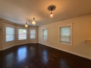 8 Giles Park, Unit 1 in Somerville, MA - Building Photo - Building Photo