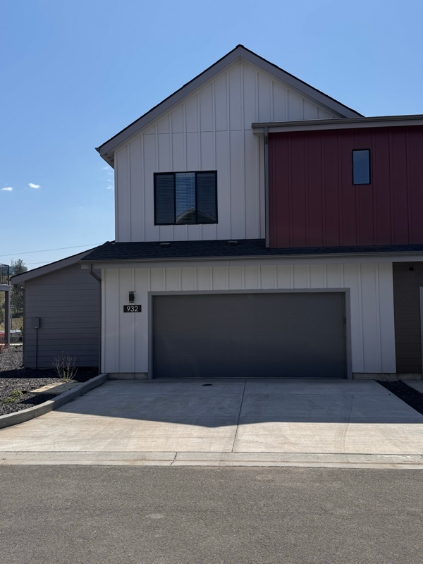 932 E RR Ave in Post Falls, ID - Building Photo - Building Photo