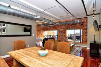 558 Granby St in Norfolk, VA - Building Photo - Building Photo