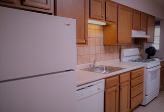 7314 Devon St, Unit C2 in Philadelphia, PA - Building Photo - Building Photo