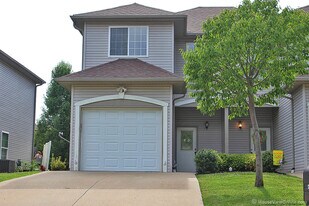 1345-1347 Amblewood Dr in Cape Girardeau, MO - Building Photo