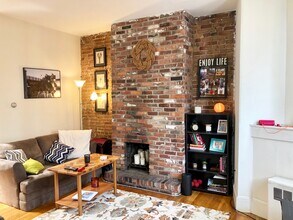 145 Arlington St, Unit PH5 in Boston, MA - Building Photo - Building Photo