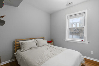 1524 N Artesian Ave, Unit # 01 in Chicago, IL - Foto de edificio - Building Photo
