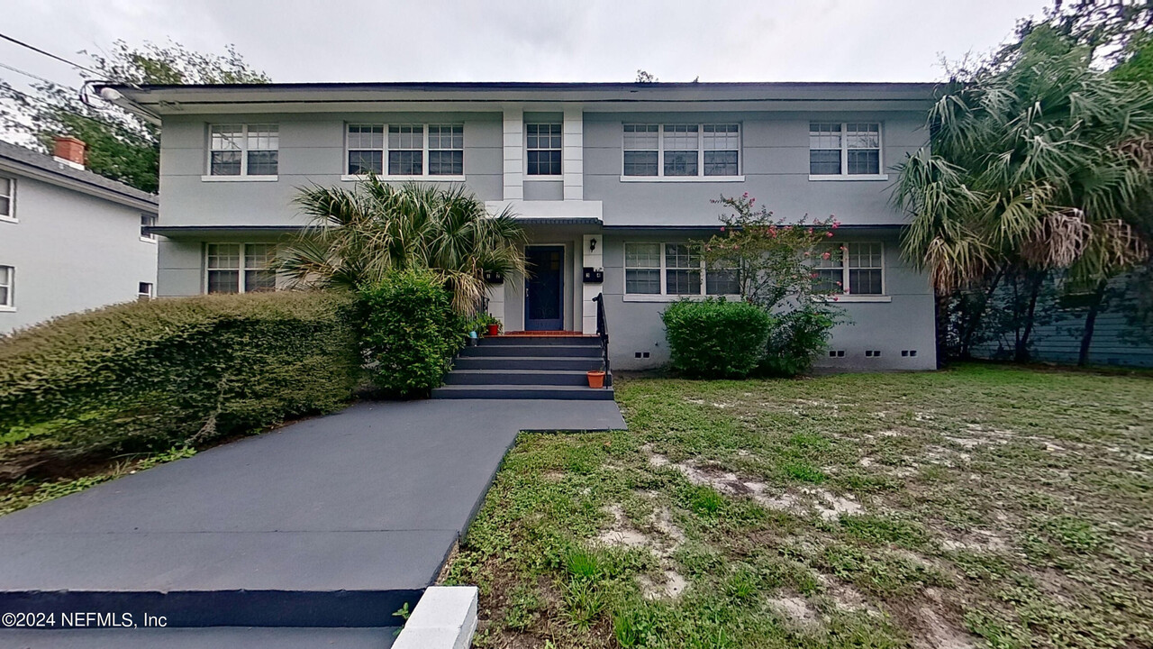 1541 Larue Ave in Jacksonville, FL - Building Photo