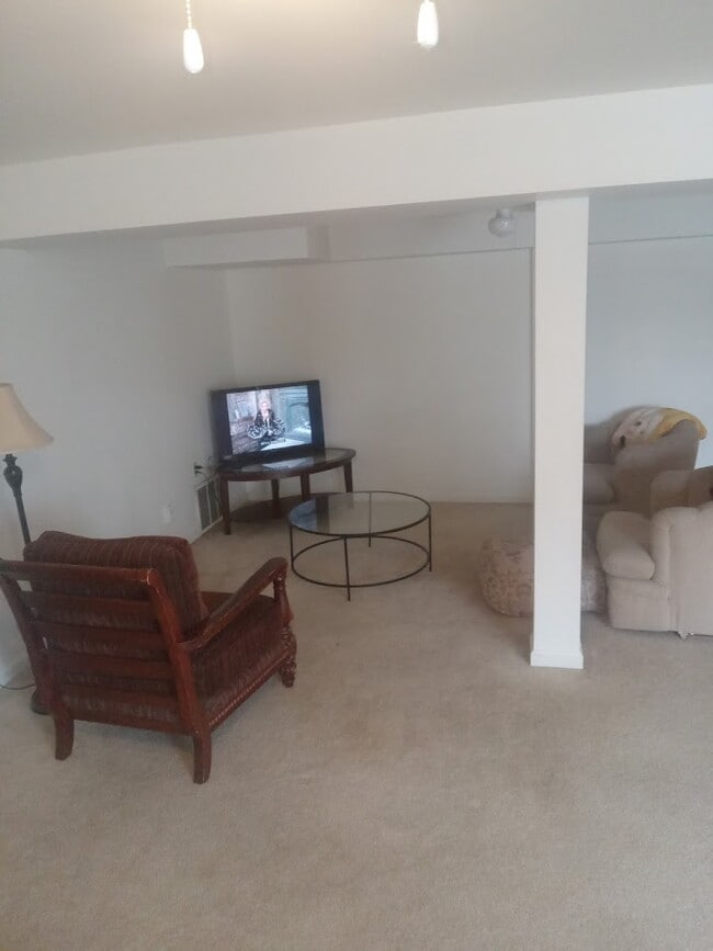 13415 S Hills Dr in Reno, NV - Building Photo - Building Photo