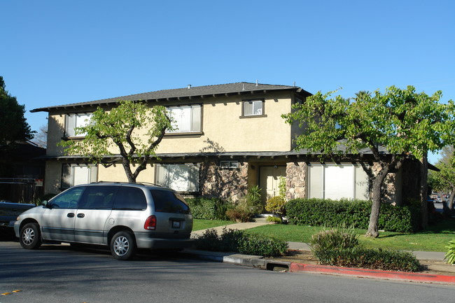 3264 Cadillac Dr in San Jose, CA - Building Photo - Building Photo