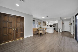 3959 Salisbury Pl in Las Vegas, NV - Building Photo - Building Photo