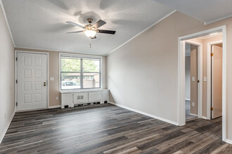 Princeton Court in Frederick, MD - Building Photo - Building Photo