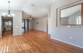 1325 Fairway Village Dr in Orange Park, FL - Building Photo - Building Photo