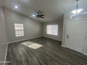 5129 W Wescott Dr in Glendale, AZ - Building Photo - Building Photo