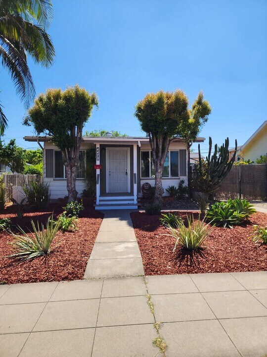4475-77 42nd St in San Diego, CA - Building Photo